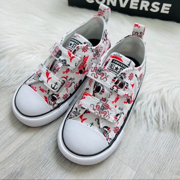 NWT Convers Chuck Taylor All Star 2V OX Toddler Boys - Picture 4 of 8